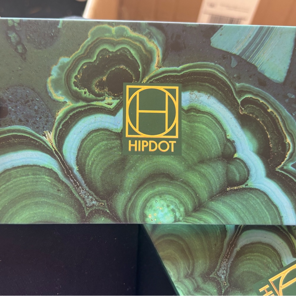 Hippot Green and Gold Patterned Box